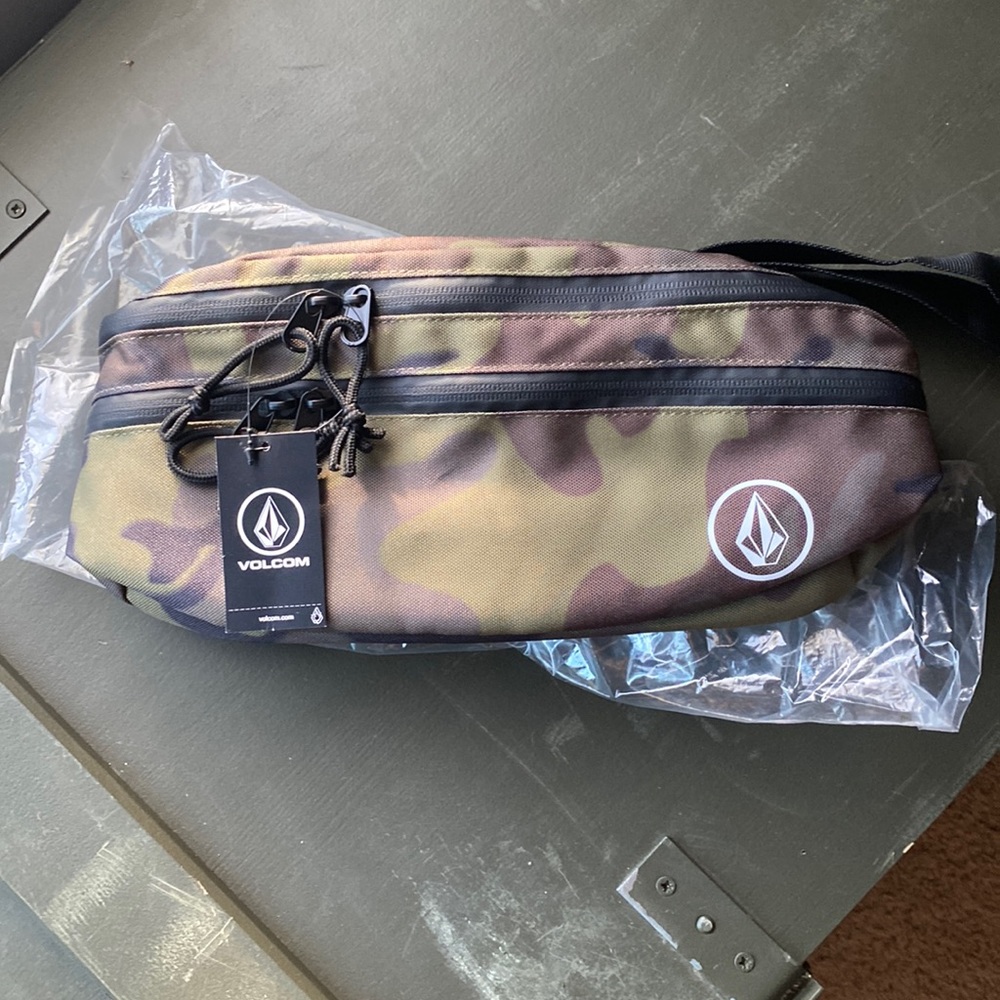 Volcom Fanny pack camo